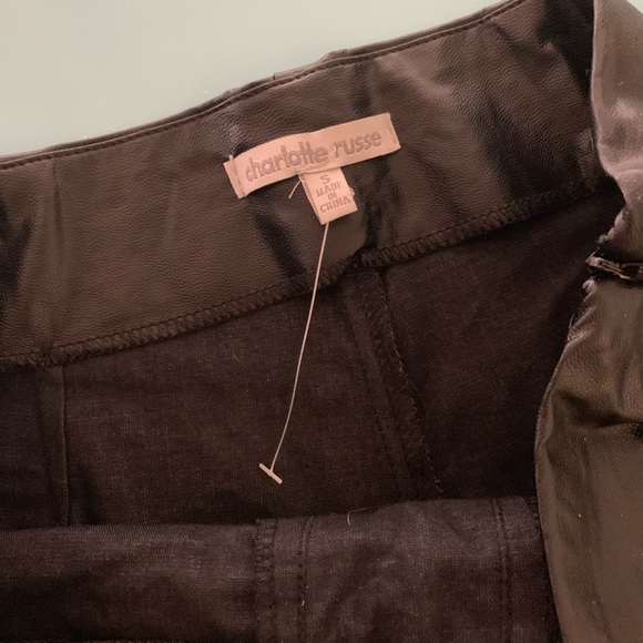 Size small - Picture 3 of 4